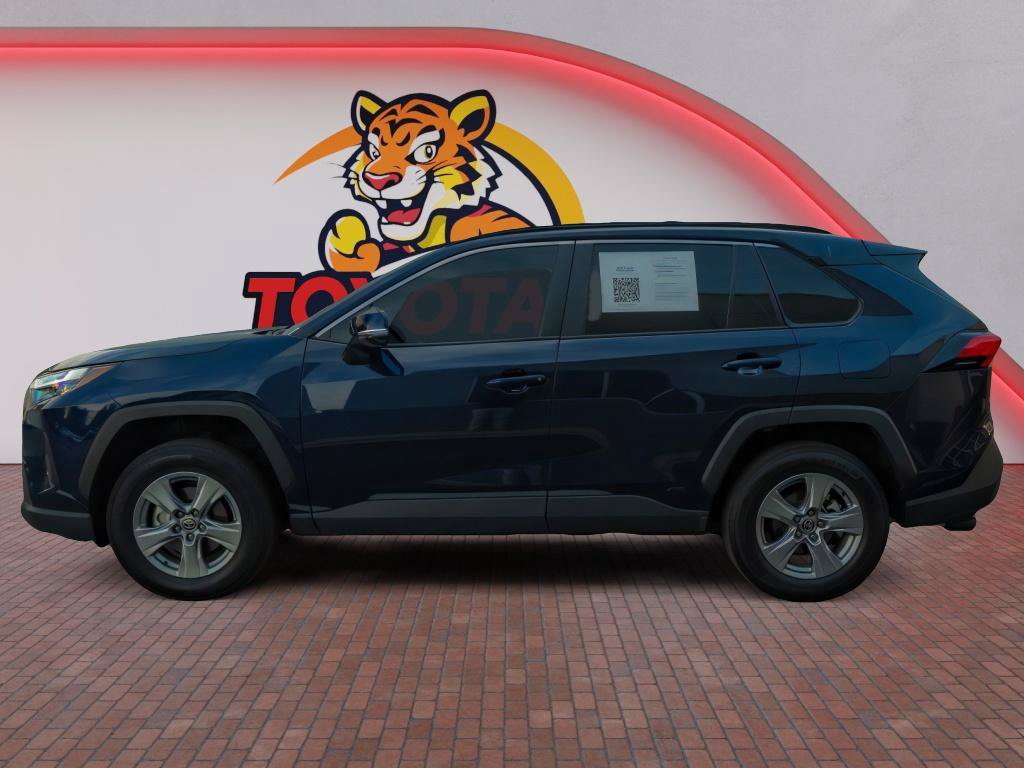 Used 2025 Toyota RAV4 XLE w/ Convenience Package AWD/4WD image 9