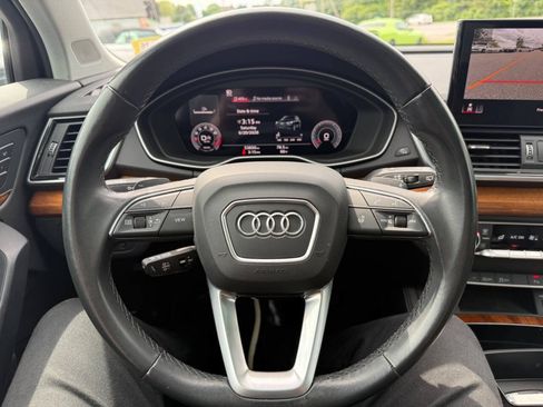 Used 2023 Audi Q5 2.0T Premium Plus w/ Premium Plus Package AWD/4WD image 25