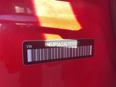 Used 2016 Kia Soul + FWD image 24