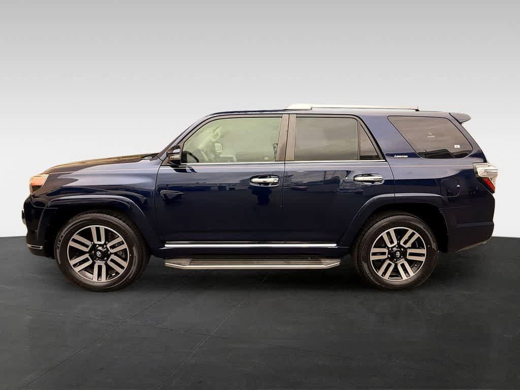 Used 2015 Toyota 4Runner Limited RWD image 3