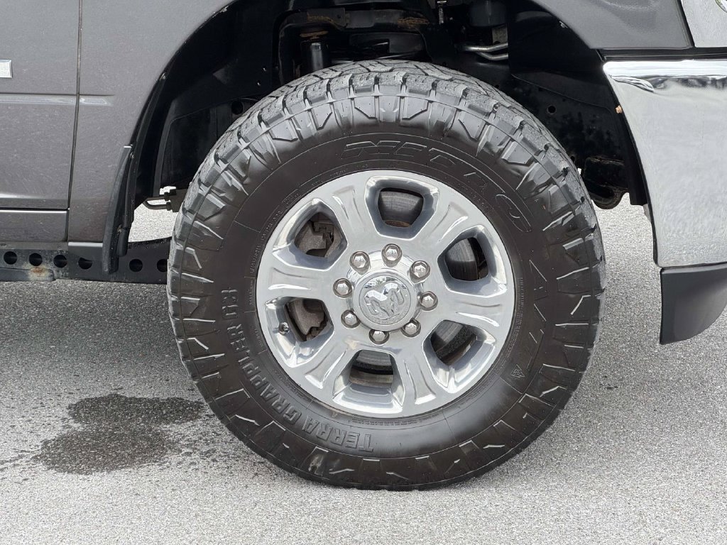 Used 2022 RAM 3500 Big Horn w/ Level C Equiment Group AWD/4WD image 10