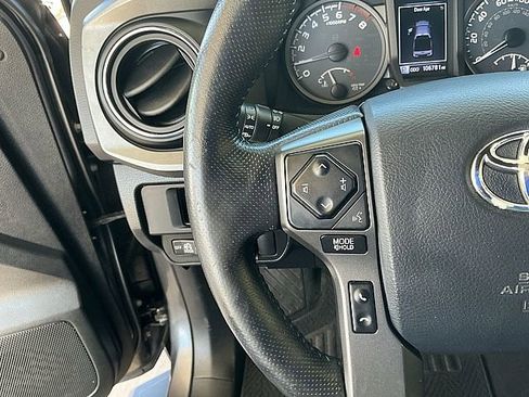 Used 2017 Toyota Tacoma TRD Sport w/ Premium & Technology Package RWD image 20