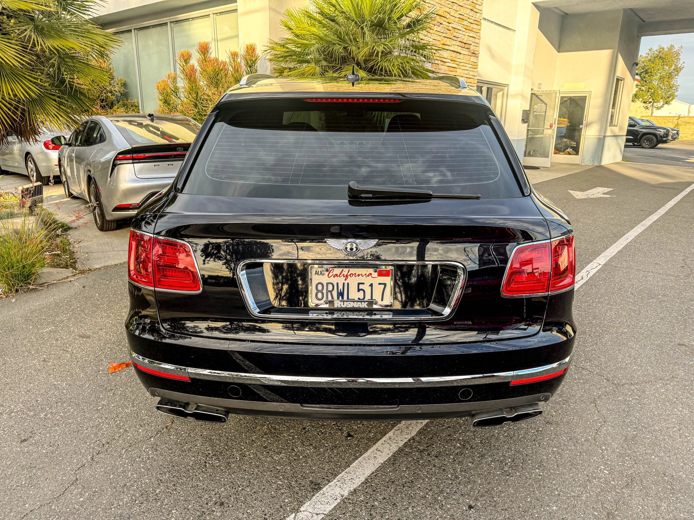 Used 2020 Bentley Bentayga AWD/4WD image 11