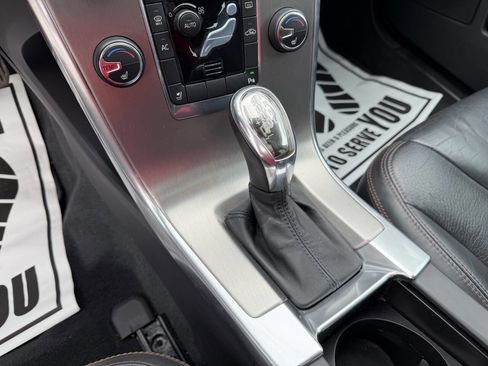 Used 2013 Volvo XC60 T6 image 24