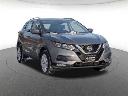 Used 2022 Nissan Rogue Sport SV w/ Technology Package image 3