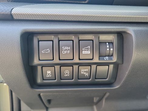 Used 2019 Subaru Forester Limited AWD/4WD image 21