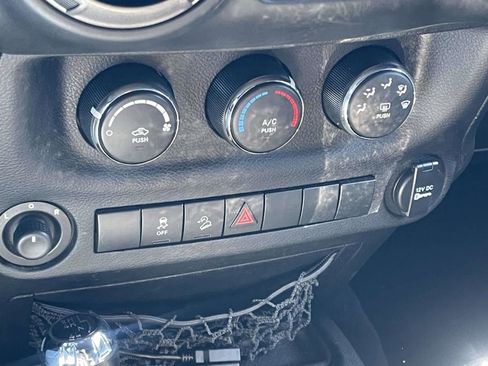 Used 2012 Jeep Wrangler Unlimited Sport image 23