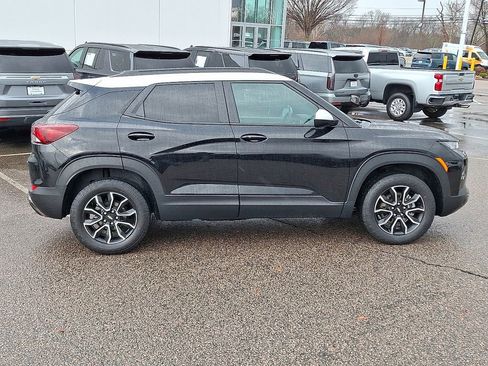 Used 2023 Chevrolet TrailBlazer ACTIV w/ Sun and Liftgate Package image 11