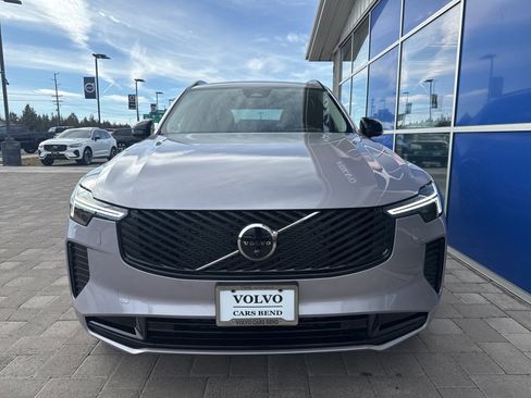 New 2026 Volvo XC90 B6 Ultra w/ Protection Package image 2