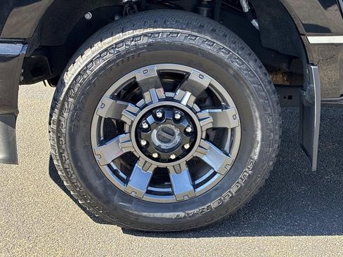 Used 2023 Ford F350 Lariat w/ Sport Appearance Package image 17