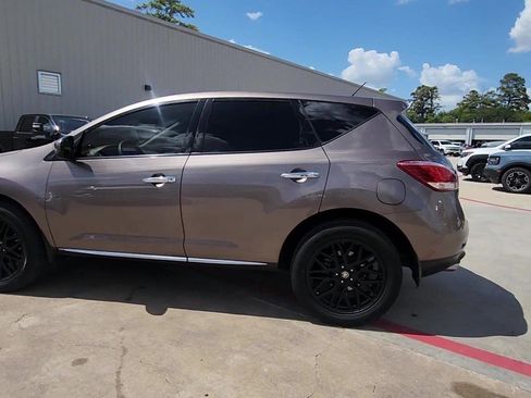 Used 2011 Nissan Murano S FWD image 6