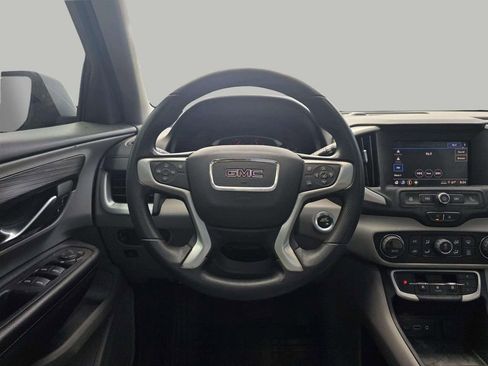 Used 2022 GMC Terrain SLE w/ Driver Convenience Package FWD image 12