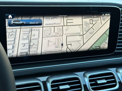 New 2026 Mercedes-Benz GLS 450 4MATIC image 19