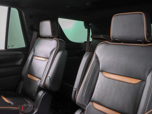Used 2022 GMC Yukon AT4 AWD/4WD image 28