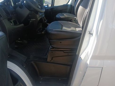 Used 2024 RAM ProMaster 2500 w/ Convenience Group FWD image 22