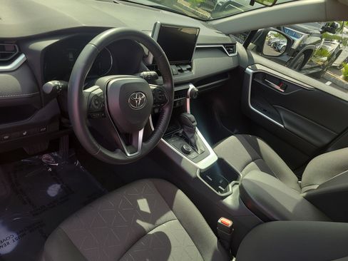 Certified 2023 Toyota RAV4 XLE w/ Convenience Package AWD/4WD image 15