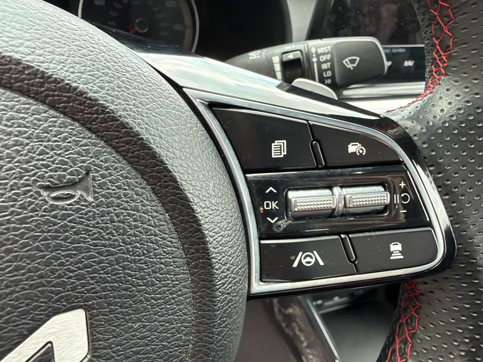 Used 2023 Kia Forte GT w/ GT2 Package FWD image 28
