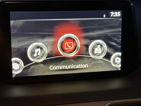 Used 2018 MAZDA MAZDA3 Touring FWD image 31