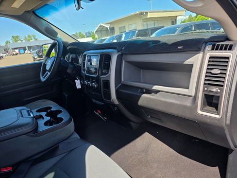 Used 2015 RAM 1500 ST w/ SXT Appearance Group AWD/4WD image 21