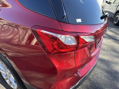 Used 2020 Chevrolet Equinox LT w/ Driver Convenience Package image 33