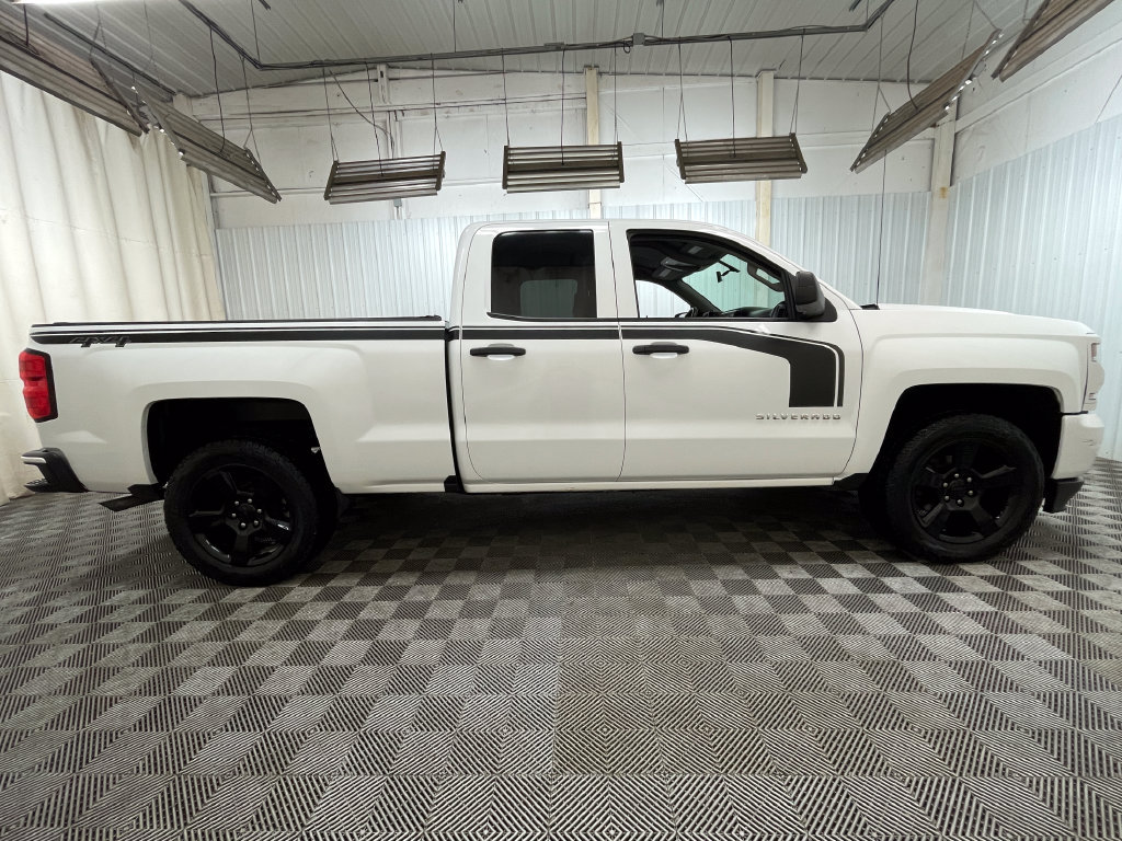 Certified 2017 Chevrolet Silverado 1500 Custom w/ Rally 1 Edition AWD/4WD image 13