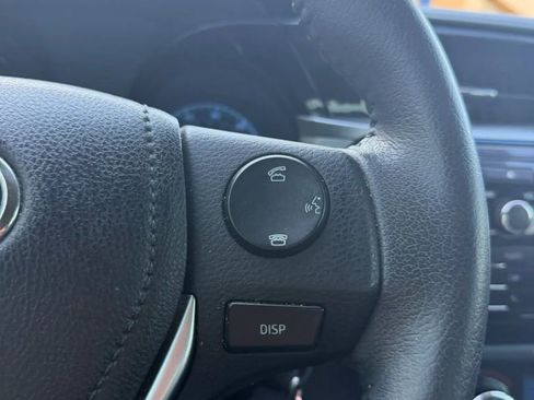 Used 2014 Toyota Corolla S FWD image 20