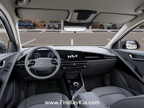New 2026 Kia Niro Wind FWD image 33
