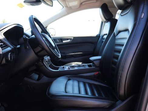 Used 2024 Ford Edge SEL AWD/4WD image 13