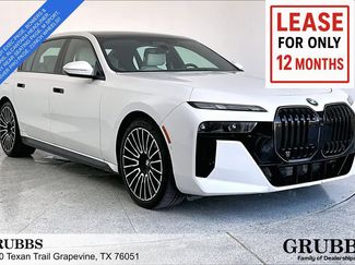 Used 2025 BMW 760i xDrive AWD/4WD video 1