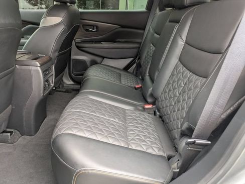 Used 2024 Nissan Murano Platinum w/ Cargo Package FWD image 28