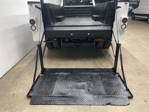 Used 2021 RAM 5500 Tradesman w/ Chrome Appearance Group image 8