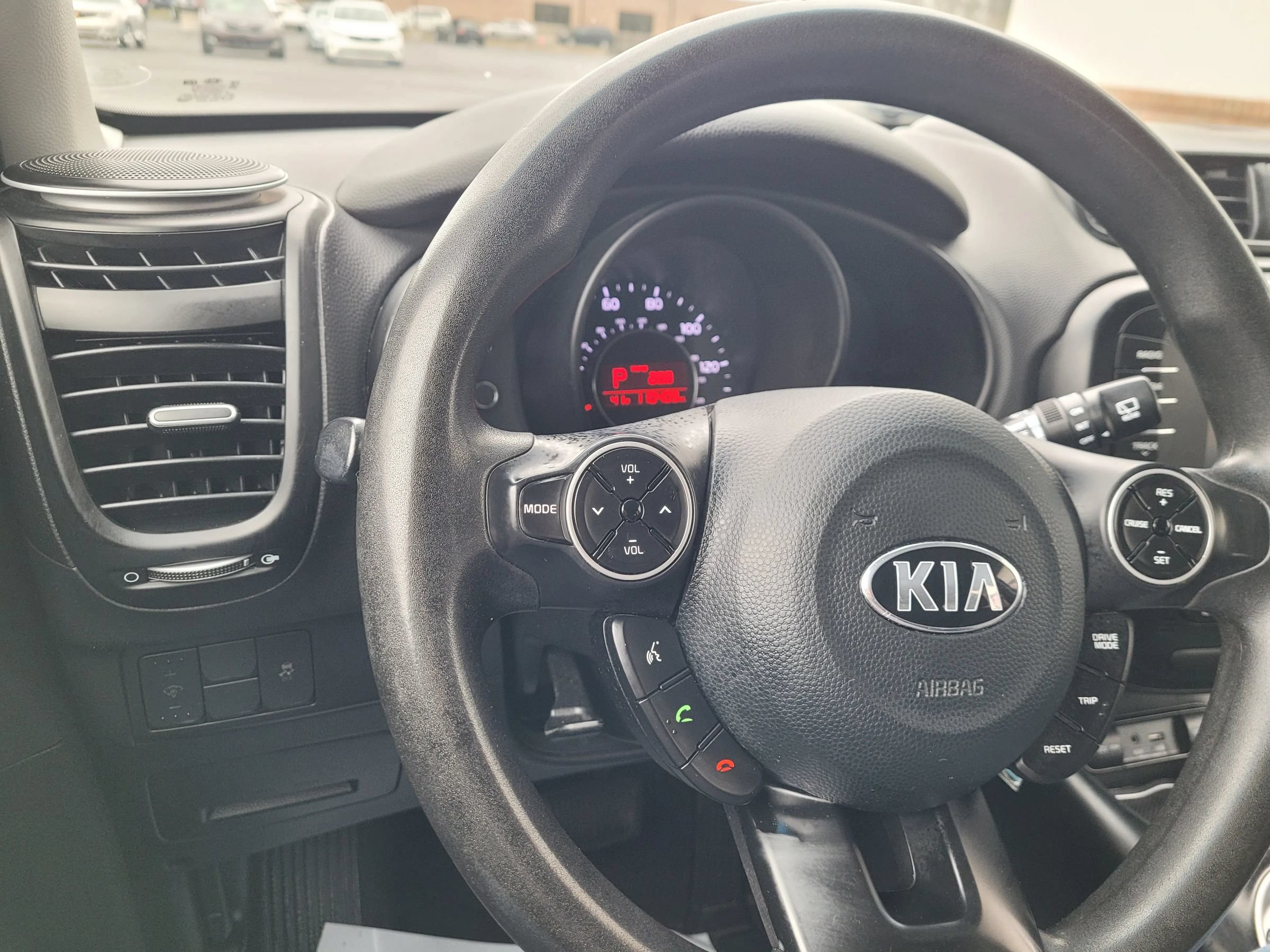 Used 2018 Kia Soul + FWD image 26