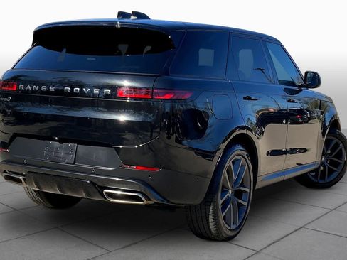 Used 2024 Land Rover Range Rover Sport SE image 13