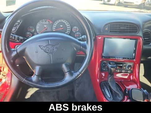 Used 2002 Chevrolet Corvette Convertible w/ Preferred Equipment Group2 image 11