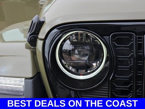 New 2026 Jeep Gladiator Sport AWD/4WD image 33
