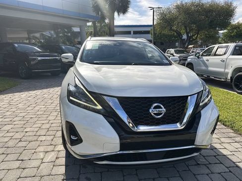 Used 2022 Nissan Murano SV FWD image 18