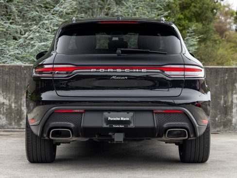 Certified 2026 Porsche Macan AWD/4WD image 10