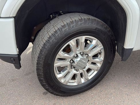 Certified 2023 GMC Sierra 3500 Denali image 10