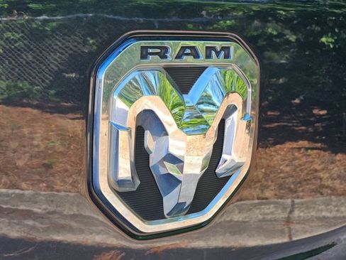 Used 2020 RAM 1500 Laramie AWD/4WD image 15