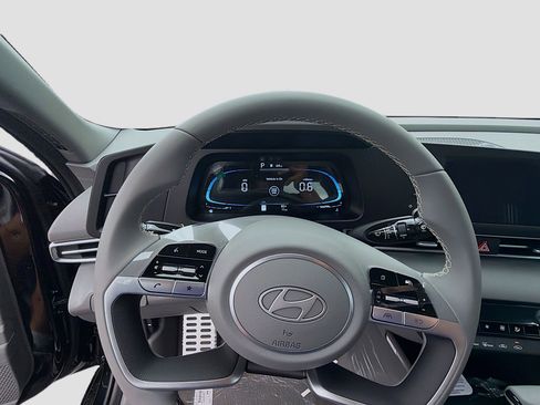 New 2026 Hyundai Elantra Sport FWD image 9