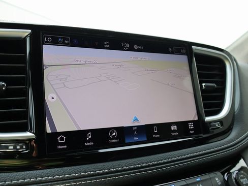 New 2026 Chrysler Pacifica Limited w/ S Appearance Package image 37