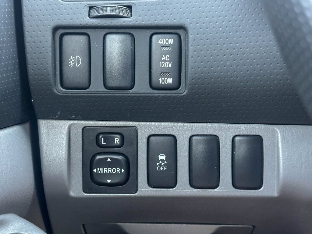 Used 2013 Toyota Tacoma PreRunner w/ TRD Sport Pkg RWD image 35