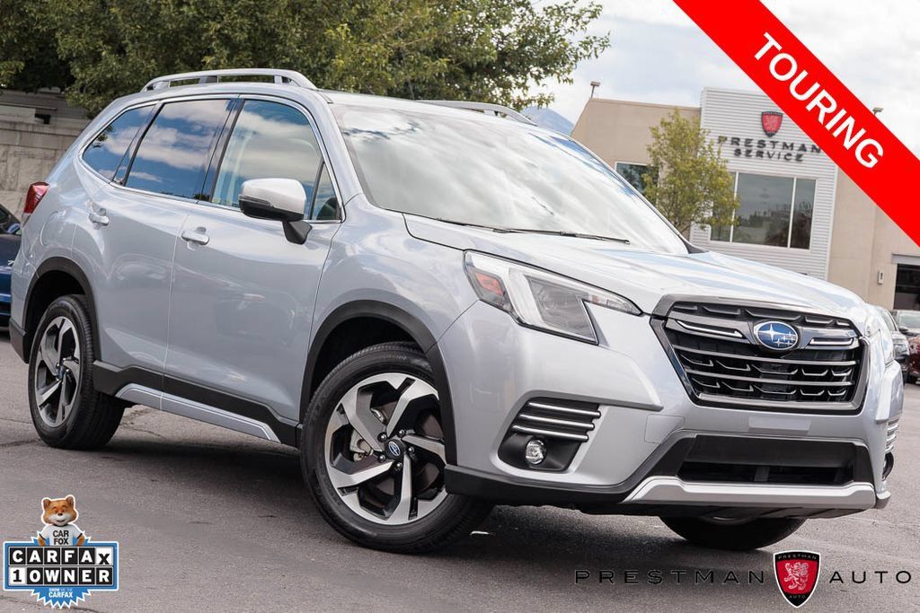 Used 2024 Subaru Forester Touring AWD/4WD image 1