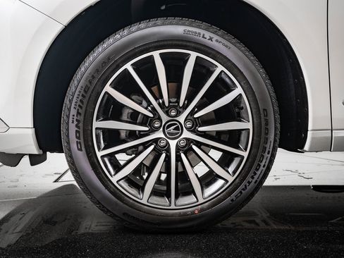 Certified 2025 Acura RDX SH-AWD w/ Advance Package image 13