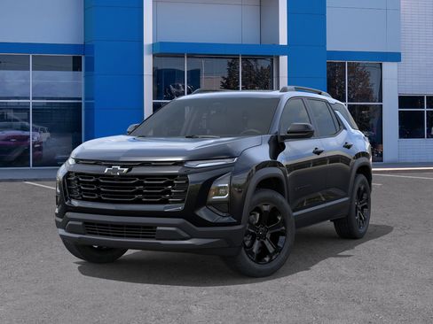 New 2026 Chevrolet Equinox LT AWD/4WD image 6