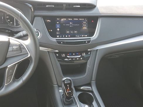 Used 2024 Cadillac XT5 Luxury AWD/4WD image 29
