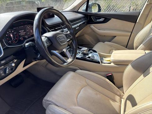 Used 2017 Audi Q7 3.0T Prestige image 5