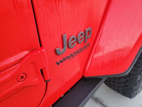 Certified 2022 Jeep Wrangler Unlimited Rubicon w/ LED Lighting Group image 6