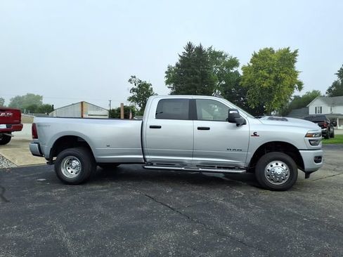 New 2027 RAM 3500 Big Horn AWD/4WD image 8