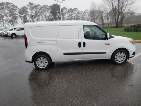 Used 2021 RAM ProMaster City Tradesman SLT image 7